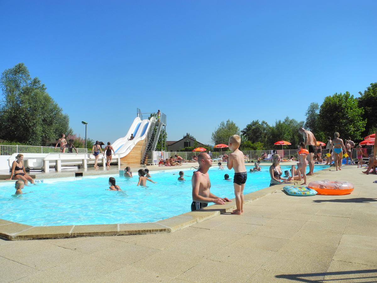 Camping Les Portes Du Beaujolais Anse Exterior foto