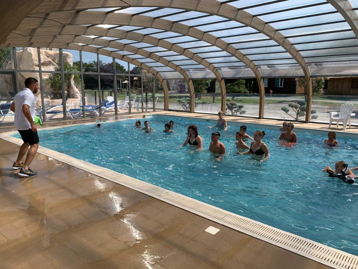 Camping Les Portes Du Beaujolais Anse Exterior foto